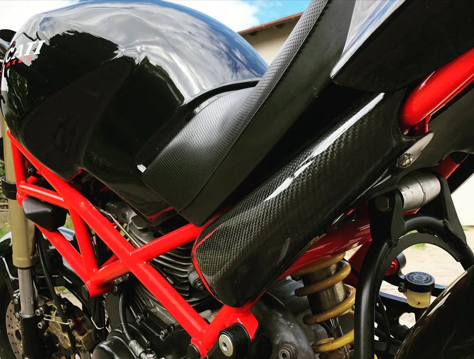 Carbon fiber side covers for Ducati Monster 600 BCH PERFORM